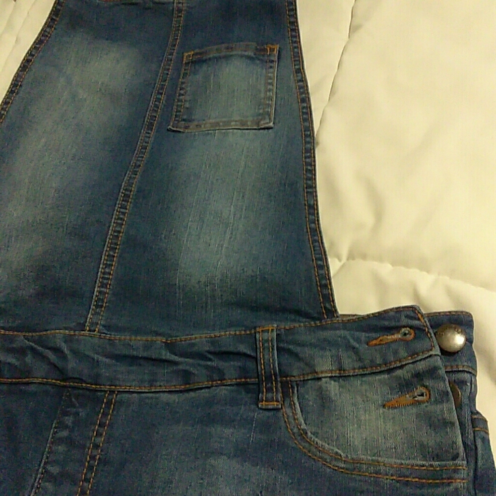 Bongo Overalls - Picture 4 of 9